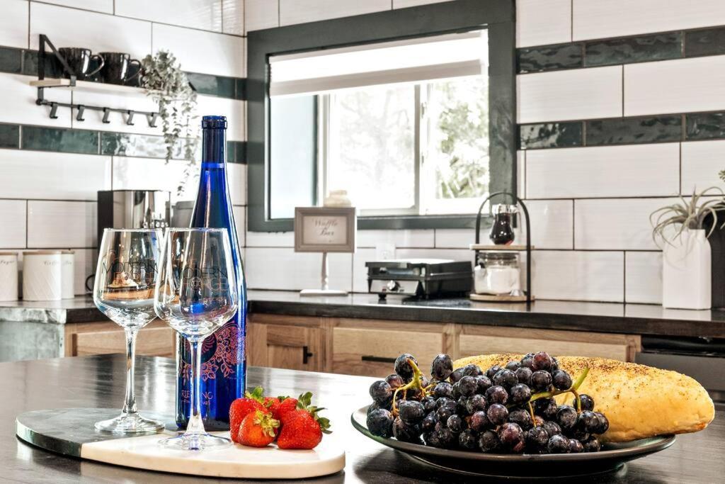 The Modern Forge Ny, Honeoye Lake Экстерьер фото